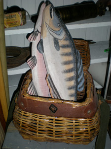 Cabin/fishing décor Vintage fishing creel